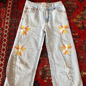 Zara Girls Embroidered Jeans  - Super Cute and Fun! Size 7